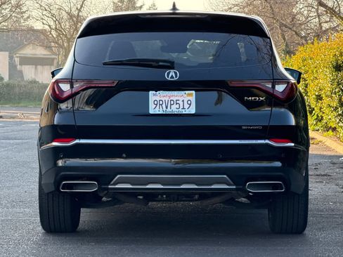 Used 2025 Acura MDX SH-AWD w/ Technology Package image 4