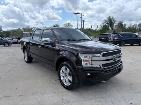 Used 2019 Ford F150 Platinum w/ Equipment Group 701A Luxury image 9