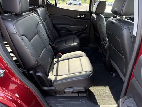 Used 2023 GMC Acadia SLT w/ Elevation Edition AWD/4WD image 21
