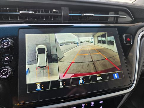 Used 2023 Chevrolet Bolt LT w/ Infotainment Package image 6