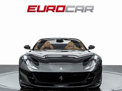Used 2022 Ferrari 812 GTS image 10