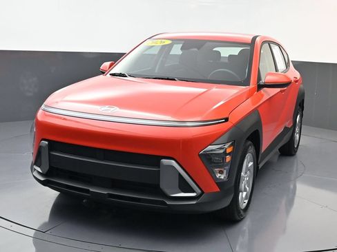 Certified 2026 Hyundai Kona SE FWD image 8