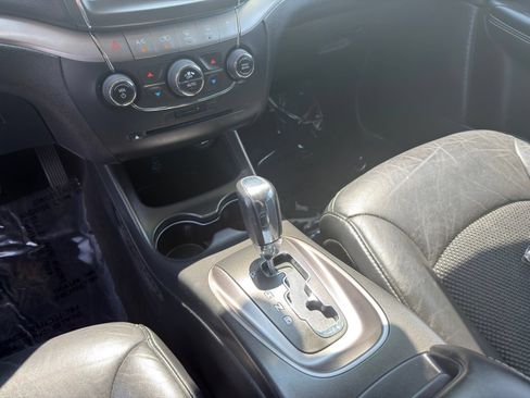 Used 2019 Dodge Journey Crossroad FWD image 20