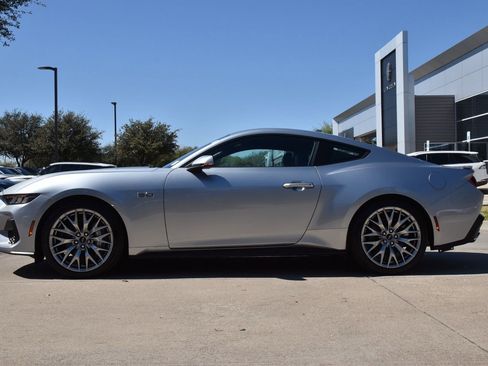 Certified 2025 Ford Mustang GT Premium image 12