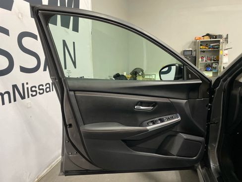 Used 2024 Nissan Sentra SR image 9