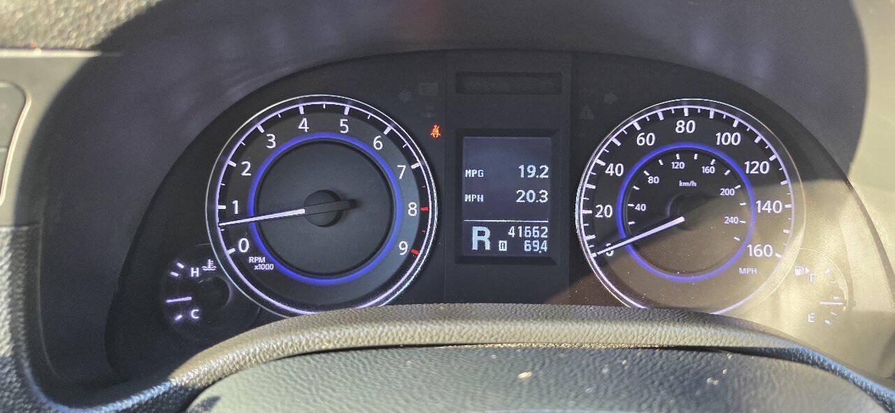 Used 2013 INFINITI G37 Journey w/ Premium Pkg RWD image 16