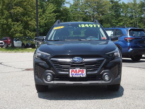 Used 2024 Subaru Outback AWD/4WD image 2
