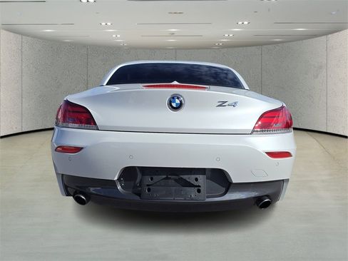 Used 2015 BMW Z4 sDrive35i image 4