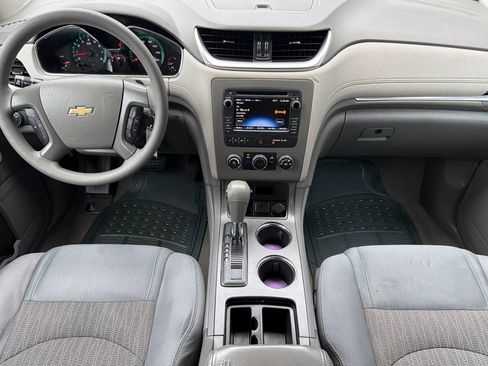 Used 2015 Chevrolet Traverse LS FWD image 14