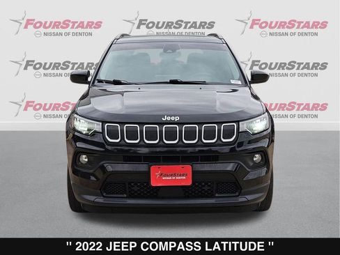 Used 2022 Jeep Compass Latitude w/ Sun and Sound Group FWD image 10