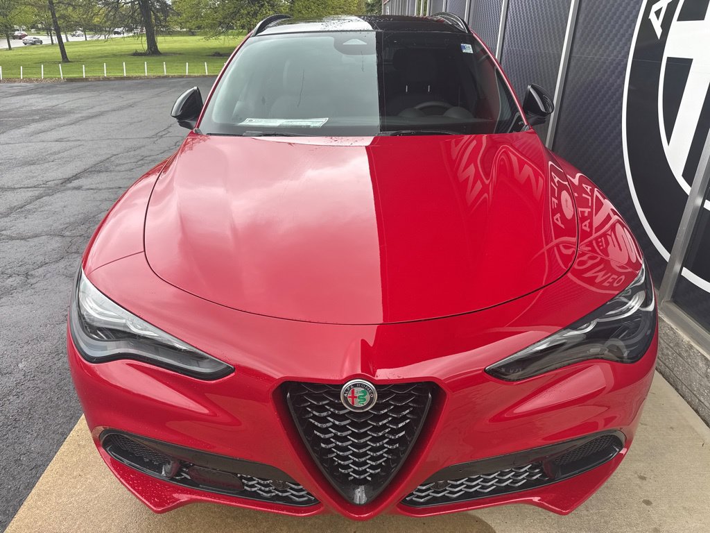 New 2026 Alfa Romeo Stelvio Sprint AWD/4WD image 5