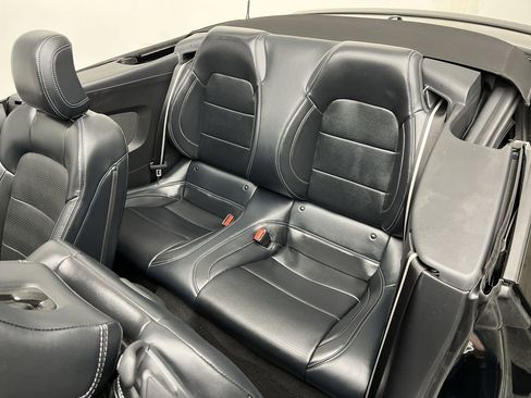 Certified 2025 Ford Mustang GT Premium image 12