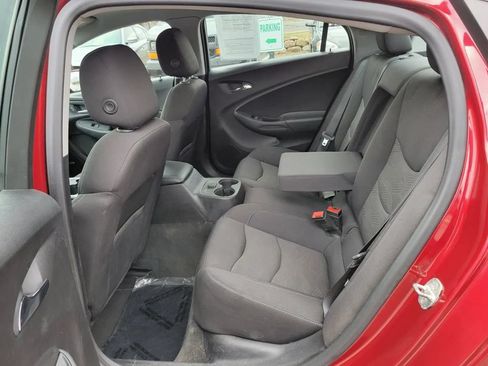 Used 2019 Chevrolet Volt LT FWD image 4