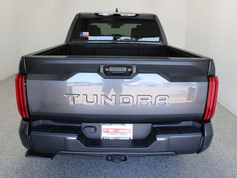 Used 2026 Toyota Tundra SR5 w/ SR5 Convenience Package RWD image 8