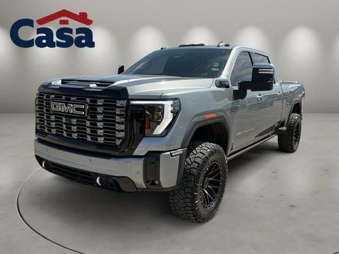 Used 2025 GMC Sierra 2500 Denali Ultimate AWD/4WD image 1