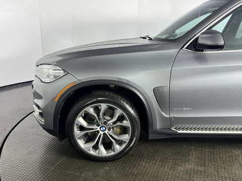 Used 2016 BMW X5 xDrive50i image 4