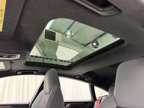 Used 2025 Audi S7 Prestige image 35