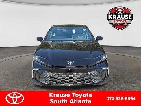 New 2026 Toyota Camry SE FWD image 2