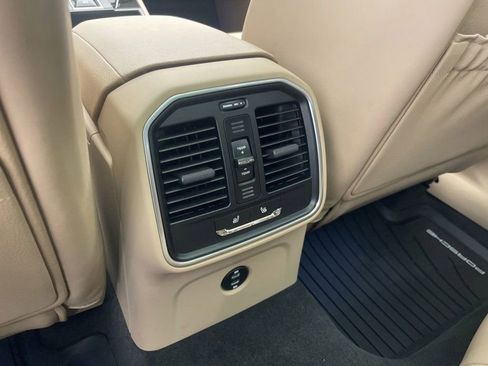 New 2025 Porsche Macan S image 19