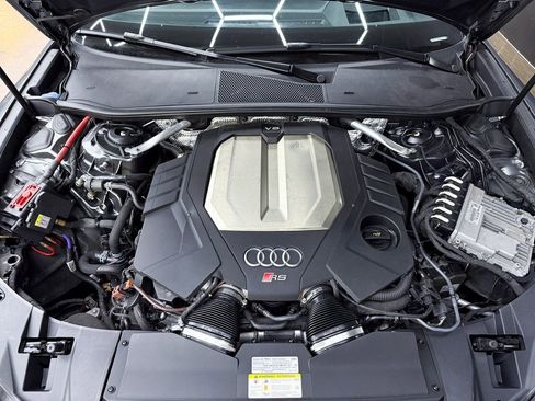Used 2021 Audi RS 6 image 28