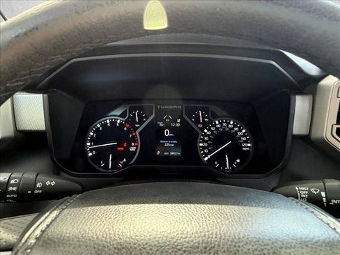 Used 2023 Toyota Tundra Limited AWD/4WD image 7