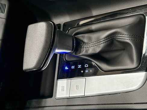 Used 2021 Hyundai Elantra SEL FWD image 19
