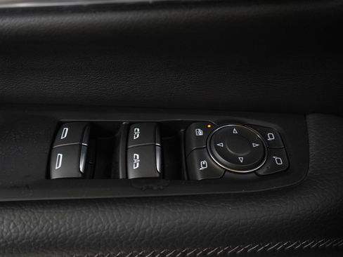 Used 2025 GMC Yukon Denali AWD/4WD image 22