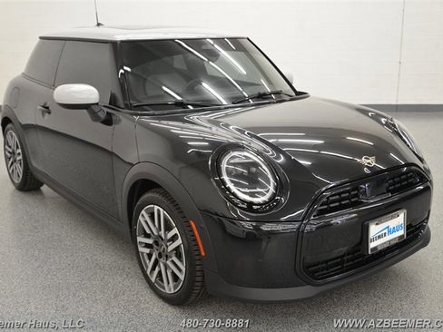 Used 2026 MINI Cooper 2-Door Hardtop image 6