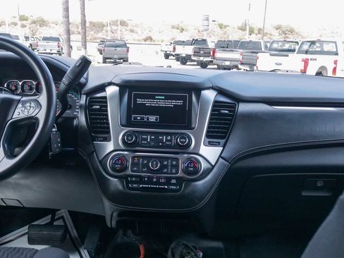 Used 2019 Chevrolet Tahoe 4WD w/ Enhanced Driver Alert Package image 12