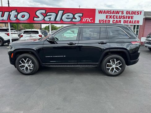 Used 2025 Jeep Grand Cherokee Limited AWD/4WD image 8