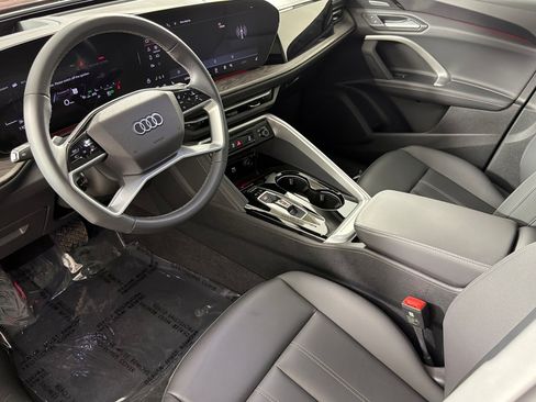 Used 2025 Audi Q5 Premium Plus w/ Premium Plus AWD/4WD image 9