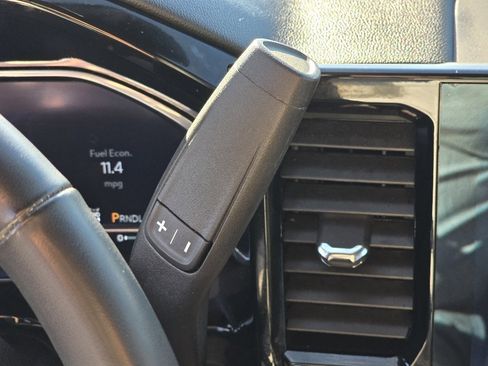 Used 2024 Chevrolet Silverado 2500 LTZ image 19