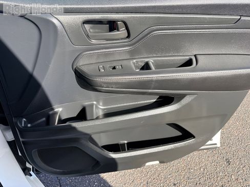 Used 2024 Honda Odyssey Sport image 29
