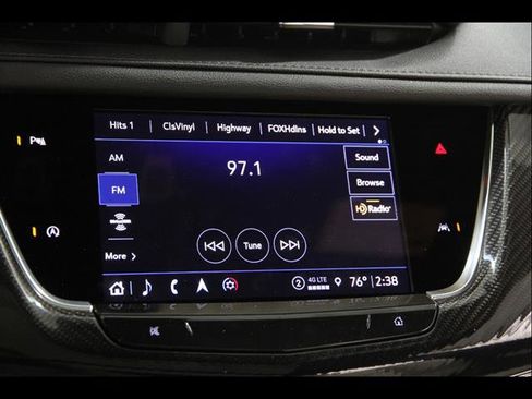Used 2024 Cadillac XT6 Sport AWD/4WD image 11