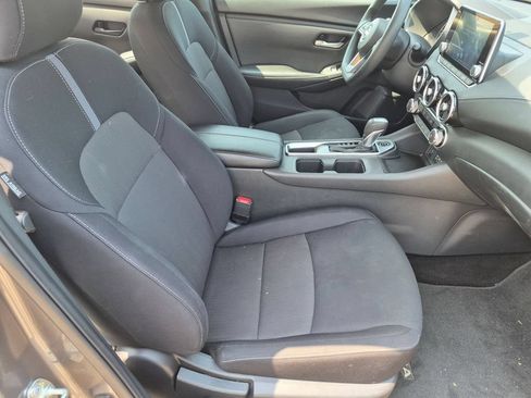 Used 2024 Nissan Sentra SV FWD image 28