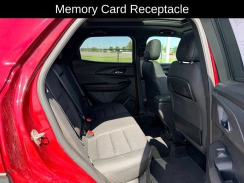 Used 2021 Chevrolet TrailBlazer RS w/ Sun and Liftgate Package AWD/4WD image 10