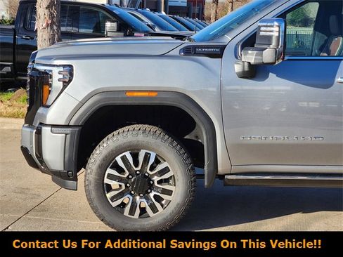 New 2026 GMC Sierra 2500 Denali Ultimate w/ LPO, Black Badging Package image 5