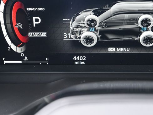 Used 2025 Nissan Rogue Platinum w/ Platinum Premium Package FWD image 21