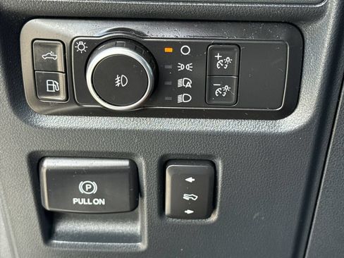 Used 2021 Ford F150 Platinum w/ Equipment Group 701A High AWD/4WD image 23