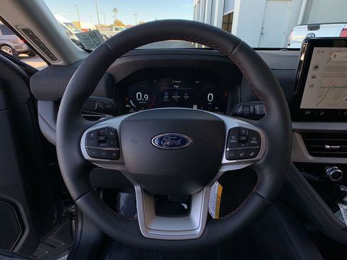 New 2026 Ford Explorer Active w/ Active Comfort Package image 31