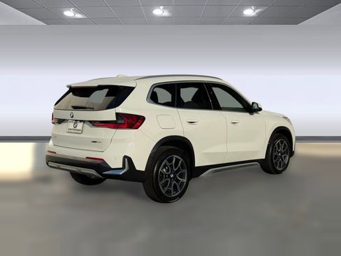 New 2026 BMW X1 xDrive28i w/ Convenience Package AWD/4WD image 8