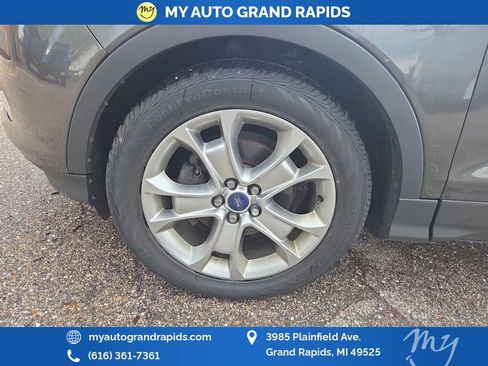 Used 2015 Ford Escape Titanium FWD image 37