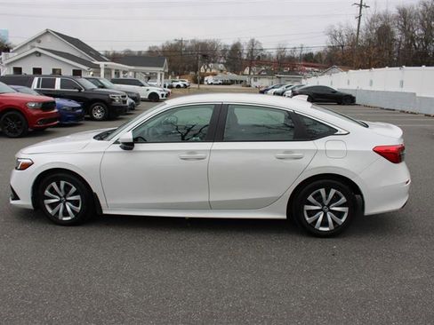 Used 2024 Honda Civic LX image 4