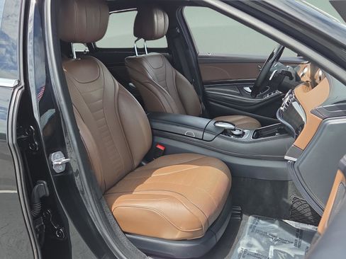 Used 2020 Mercedes-Benz S 560 Sedan image 17