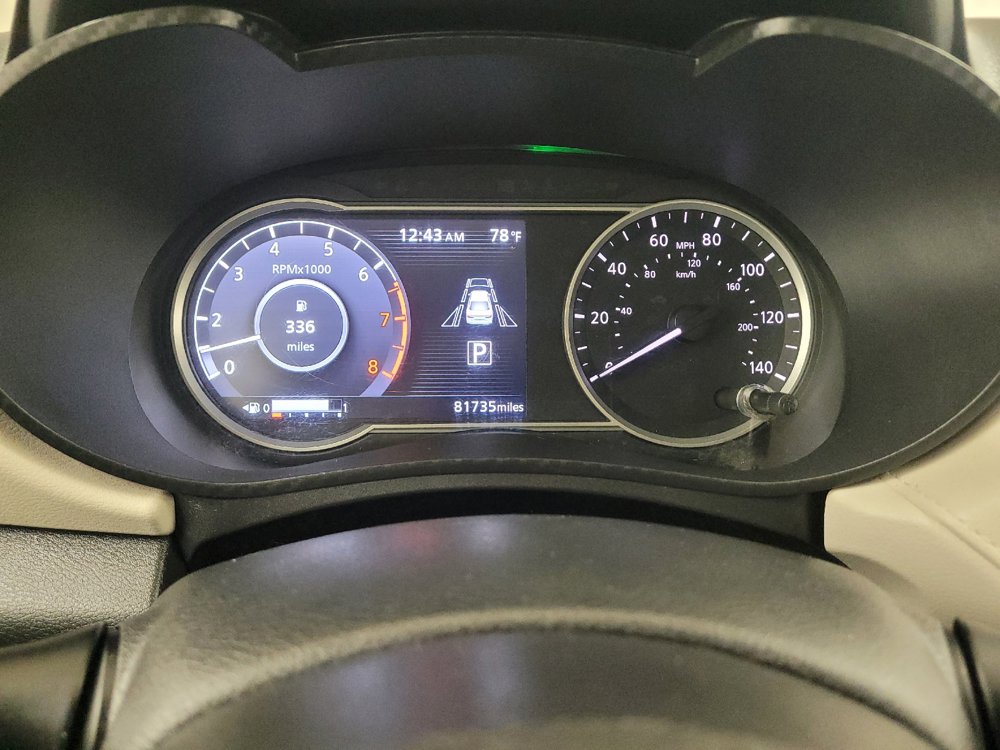 Used 2021 Nissan Versa SV FWD image 23