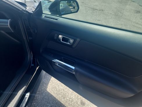 Used 2020 Ford Mustang GT RWD image 16