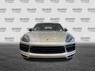Used 2022 Porsche Cayenne E-Hybrid video 3