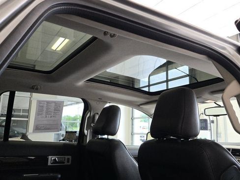 Used 2008 Lincoln MKX AWD image 9