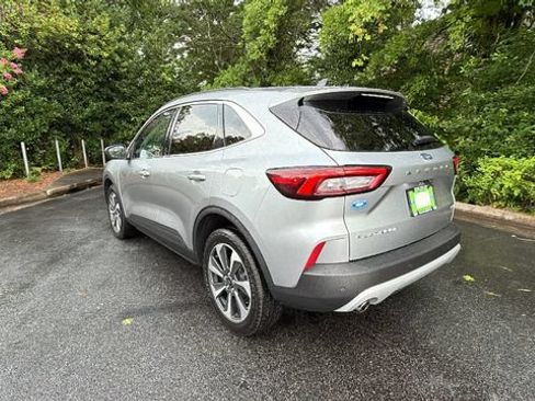 Certified 2024 Ford Escape Platinum AWD/4WD image 6