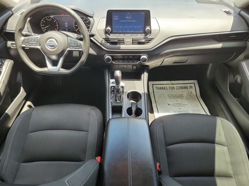 Used 2022 Nissan Altima 2.5 SV FWD image 11